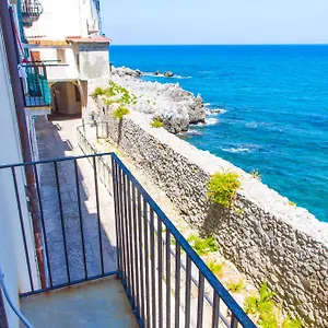 Ai Candelori Guest house